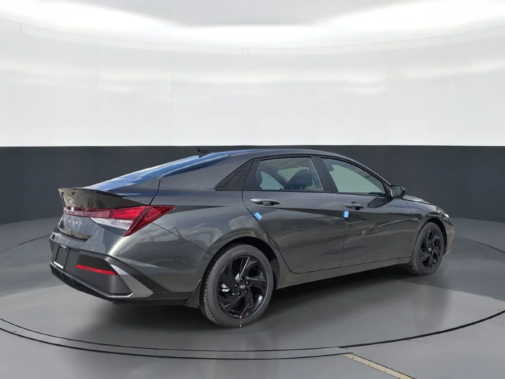 New 2026 Gray Hyundai SEL Sport image 3