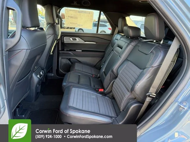 New 2027 Vapor Blue Metallic Ford ST-Line image 10