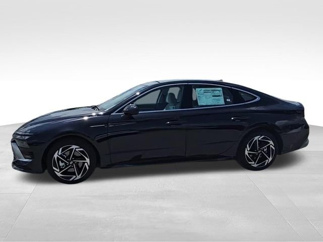Used 2024 Blue Hyundai SEL image 4