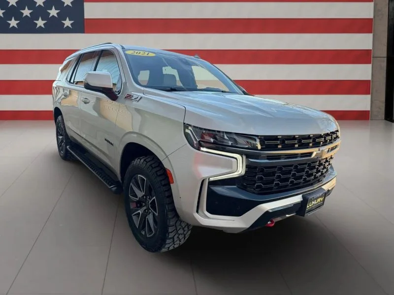 Used 2021 Silver Chevrolet Z71 Sport Utility 4D image 11