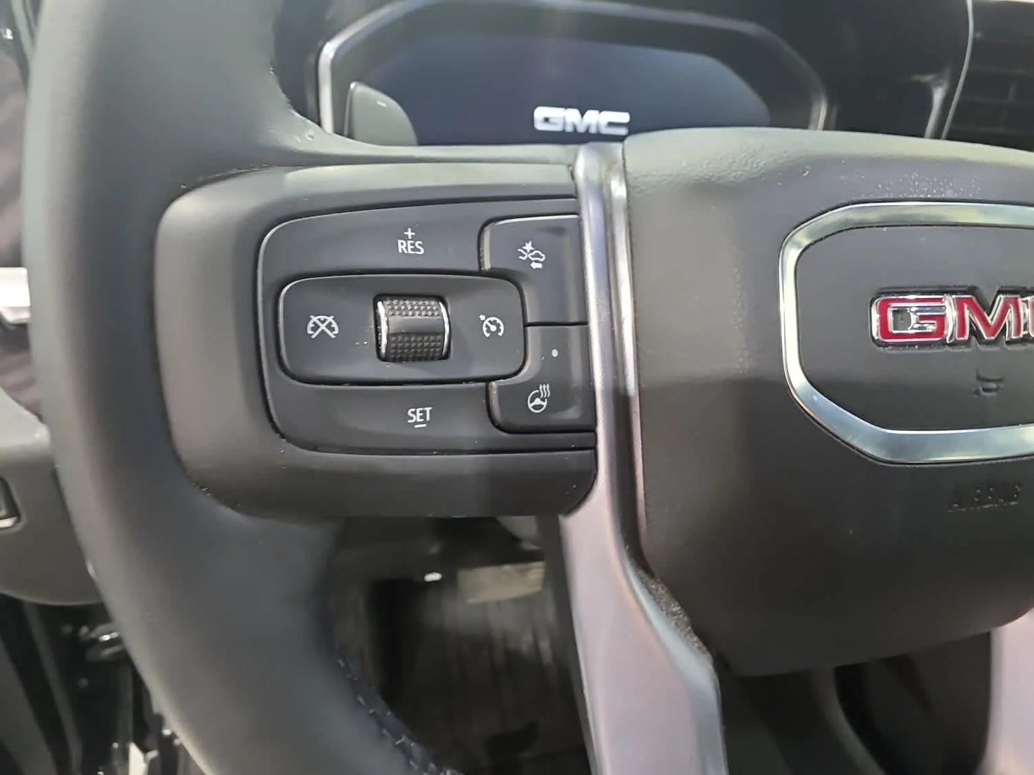 Certified Used 2026 Onyx Black GMC Elevation image 18