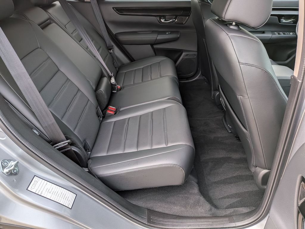 Used 2025 Silver Honda EX-L image 18