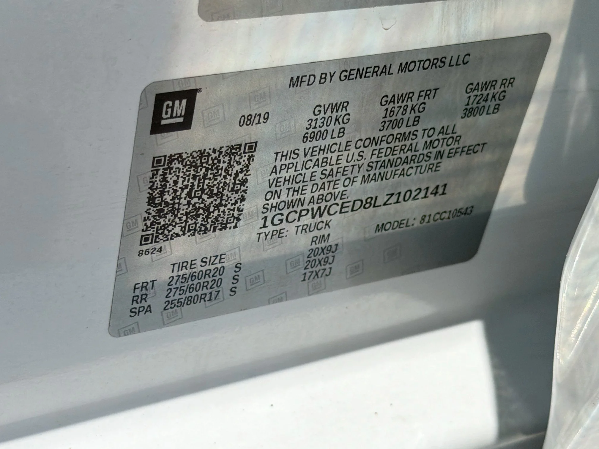 Used 2020 Summit White Chevrolet LT image 40