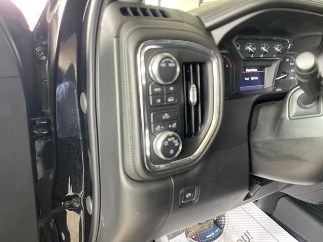 Used 2021 Black GMC SLE image 16