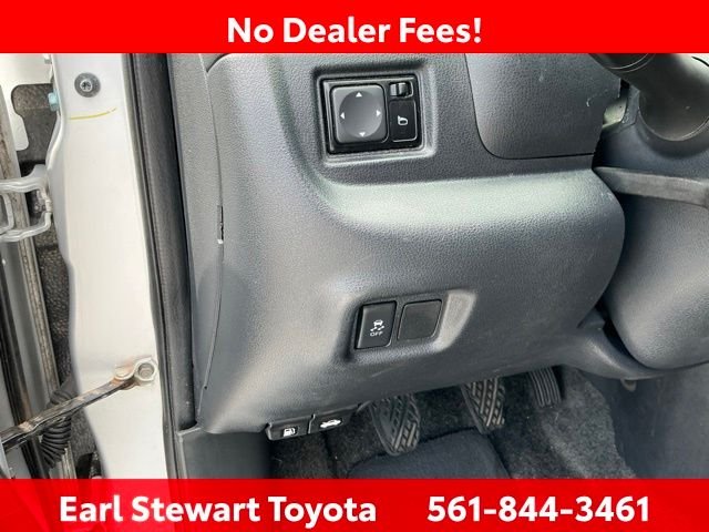 Used 2018 Silver Nissan 1.6 S image 21