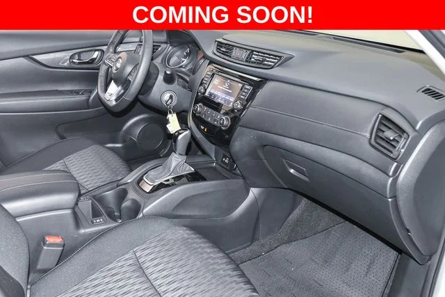 Used 2020 Silver Nissan S image 23