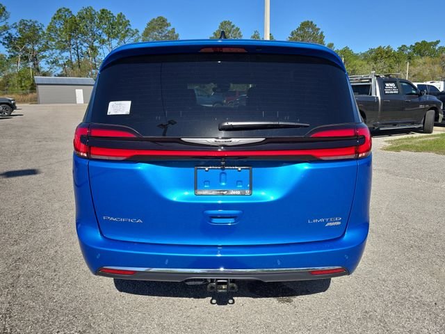 New 2026 Hydro Blue Pearl-Coat Exterior Paint Chrysler Limited image 5