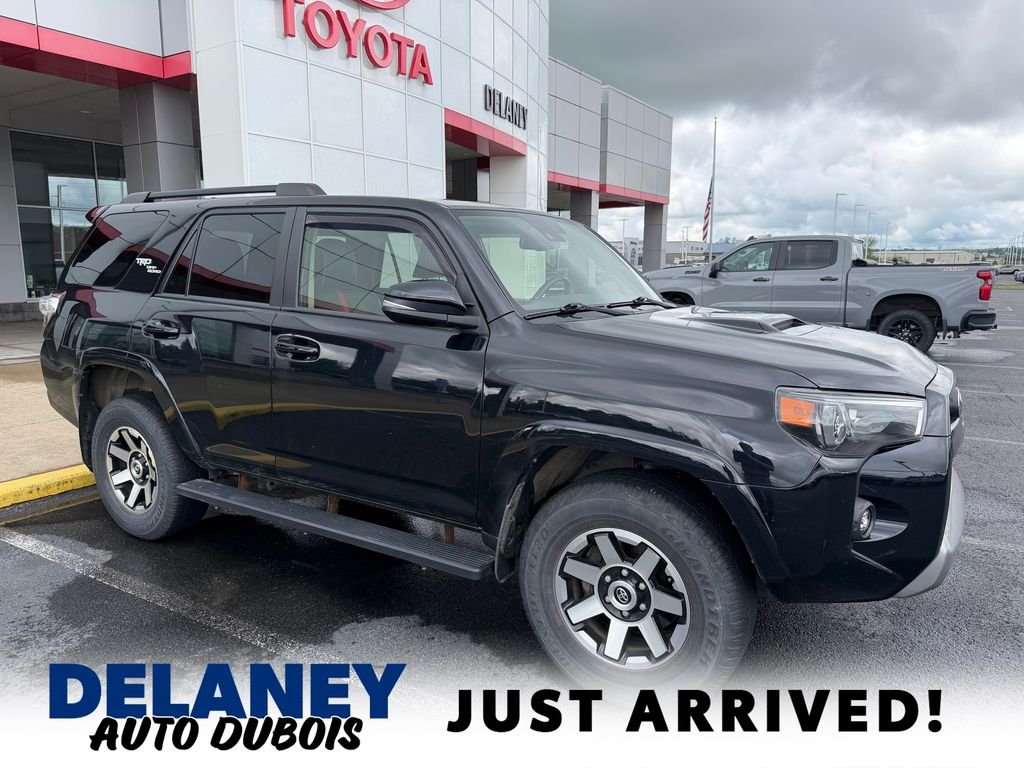 2021 Toyota 4Runner TRD Off-Road Premium 4WD V6's photo