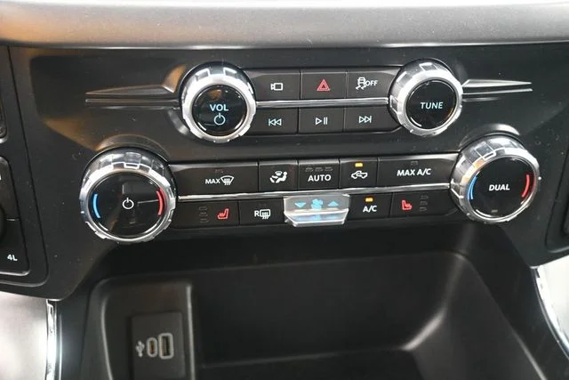 New 2026 Antimatter Blue Metallic Ford XLT image 12