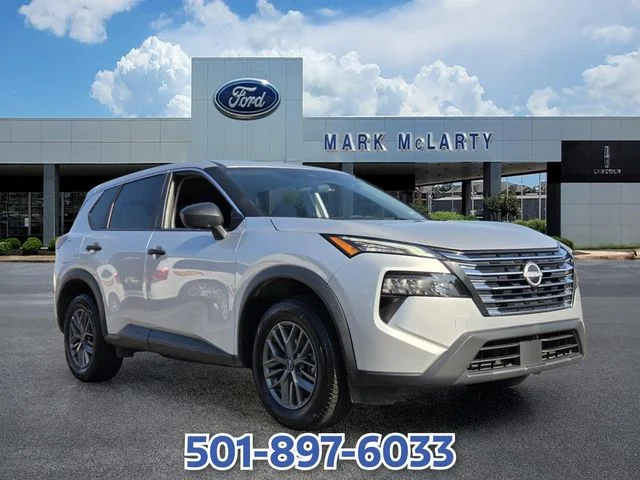 Used 2024 Silver Nissan S image 7