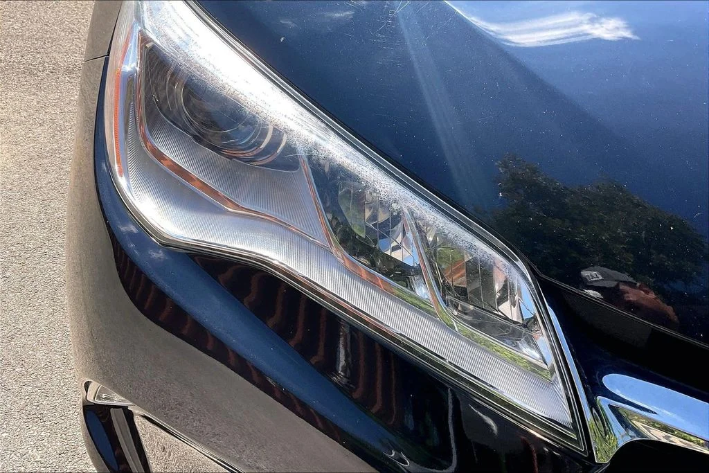 Used 2016 Black Toyota XLE image 29
