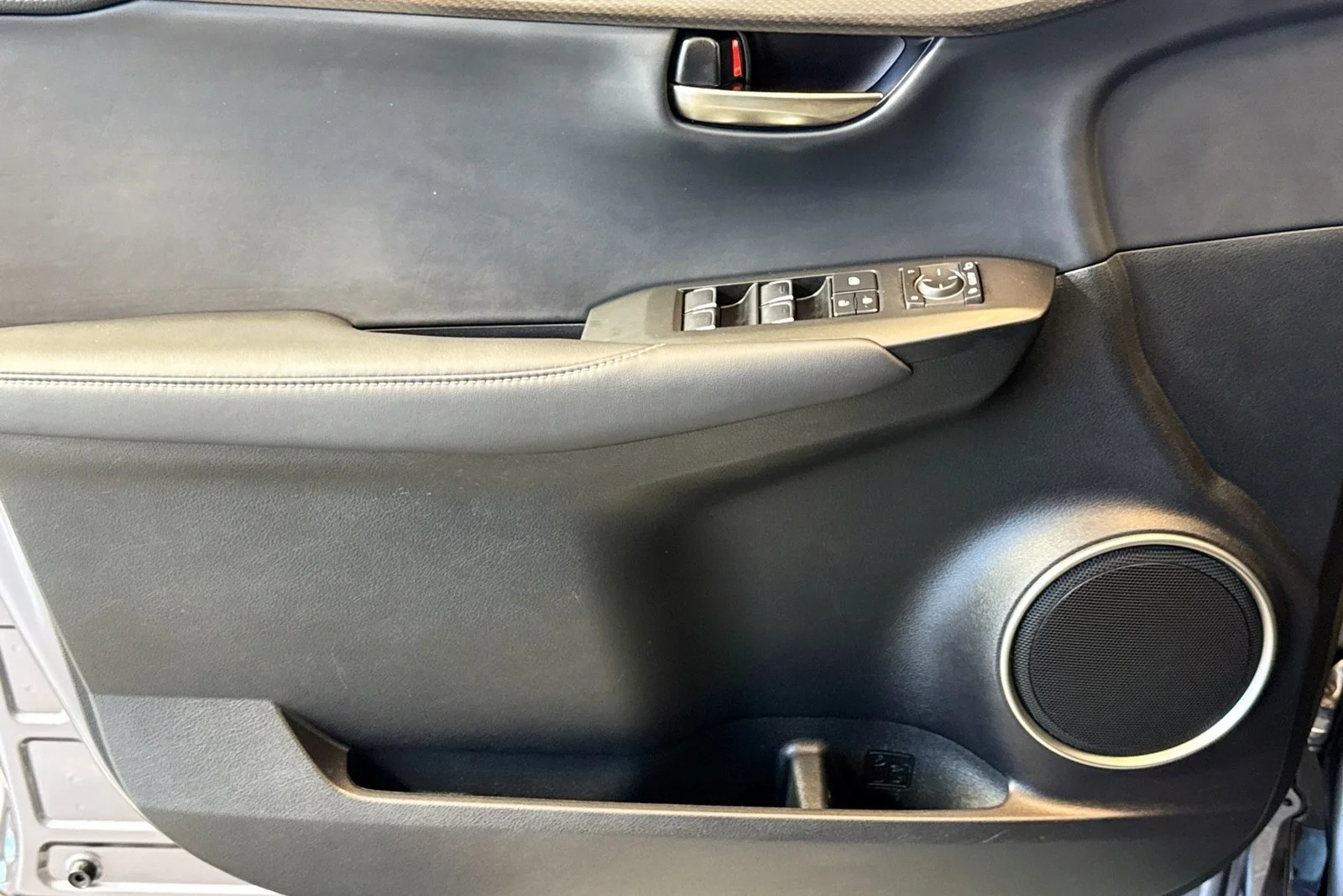 Used 2019 Silver Lexus NX 300 image 17