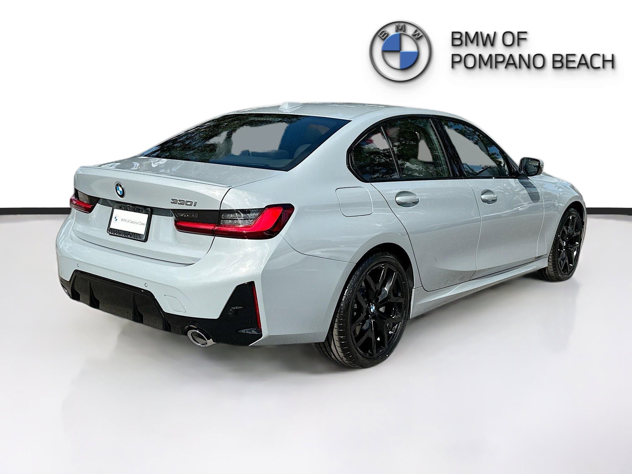 2026 BMW 3 Series 330i - Photo 6