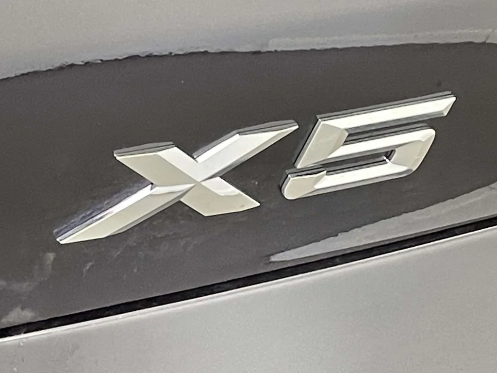 New 2026 Black BMW xDrive50e image 10