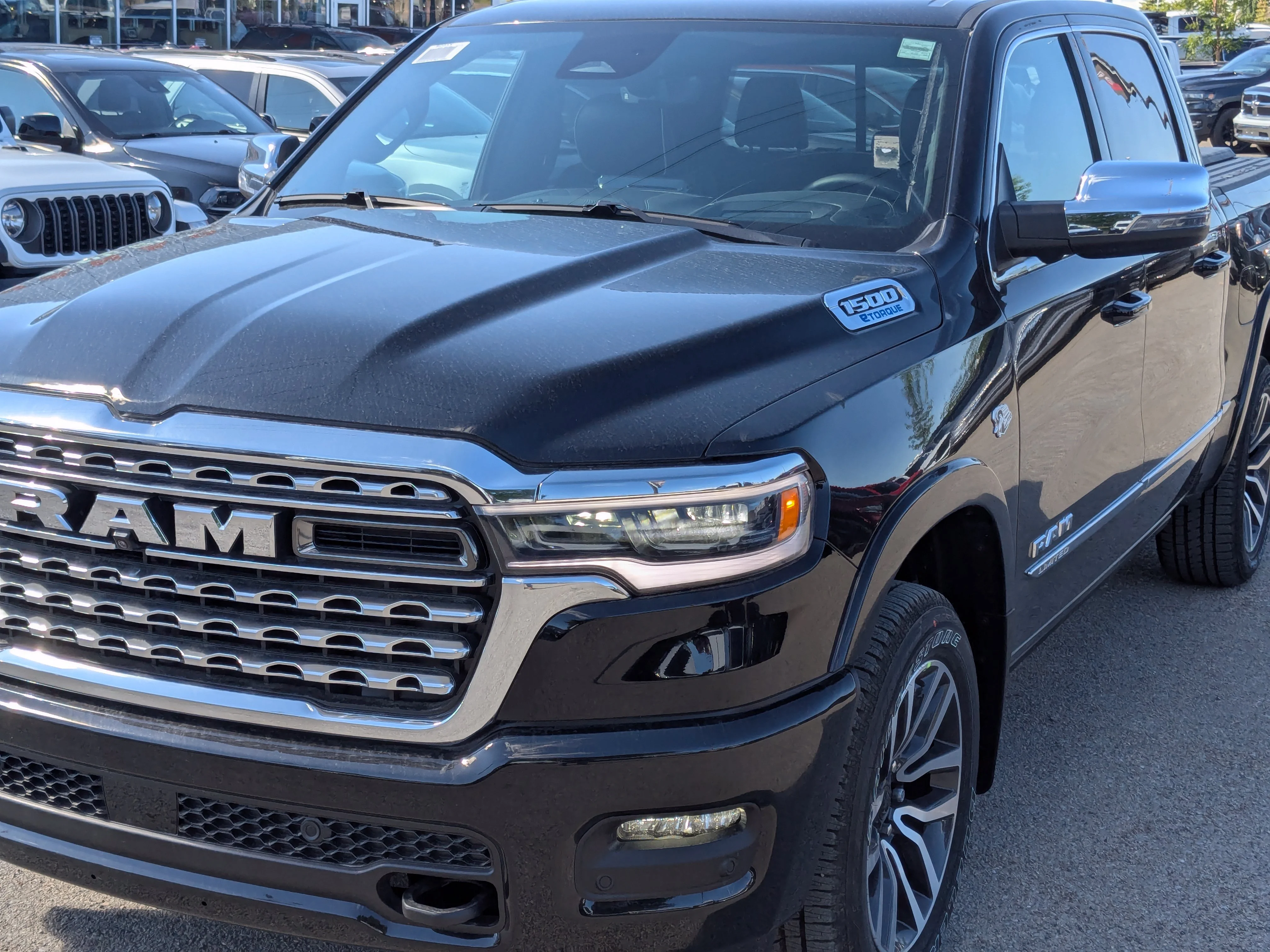 New 2026 Black RAM Limited - - 5.7L HEMI V8 - Pano Sunroof - Limited Lvl A Grp - Trailer Brake Ctrl & More! image 10