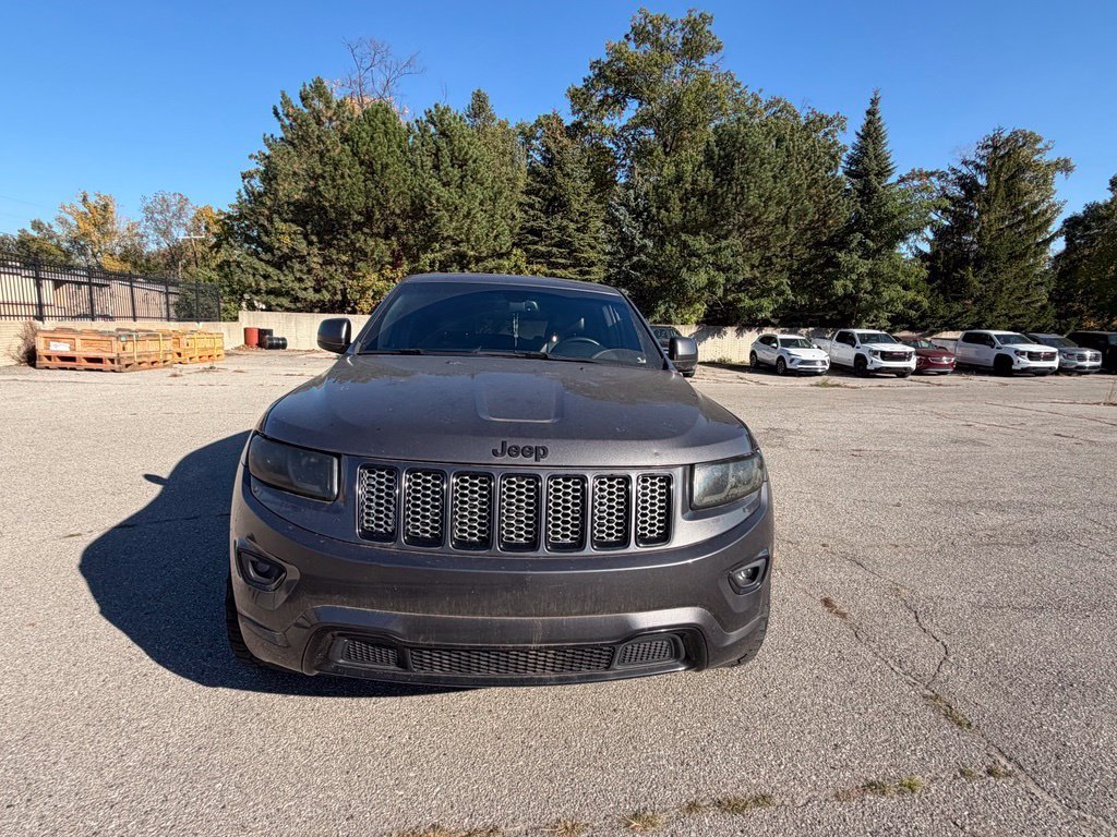 Used 2015 Black Jeep Altitude image 3