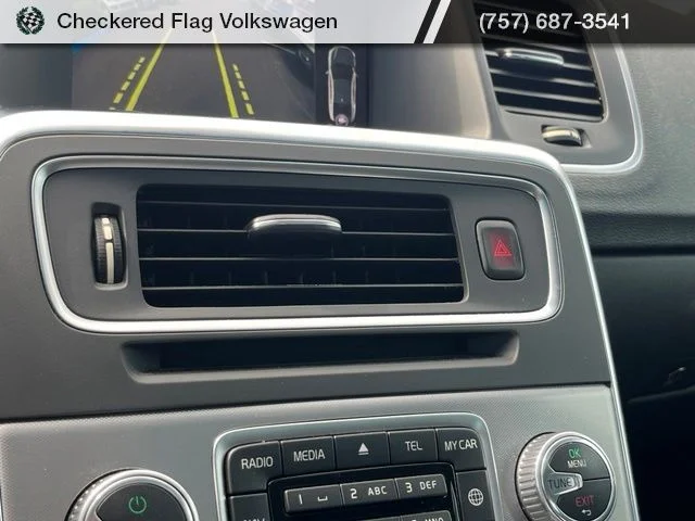 Used 2017 Bright Silver Metallic Volvo T5 image 42