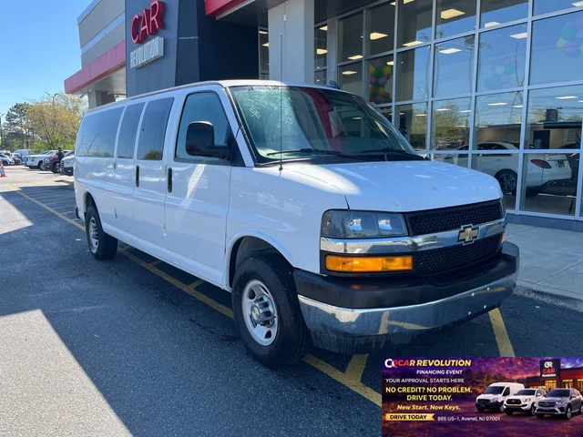 2024 Chevrolet Express Passenger LT 3500