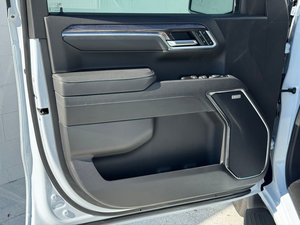 2026 Chevrolet Silverado 1500 LTZ - Photo 25