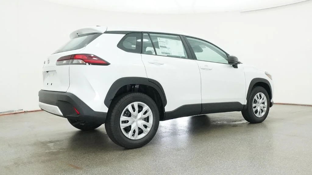 New 2026 Wind Chill Pearl Toyota L image 2