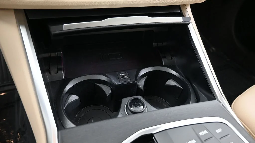 2023 BMW 3 Series 330i - Photo 26