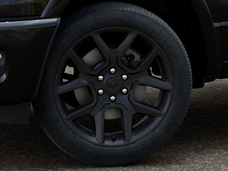 New 2026 Diamond Black Crystal Pearl-Coat Exterior Paint RAM Laramie image 7