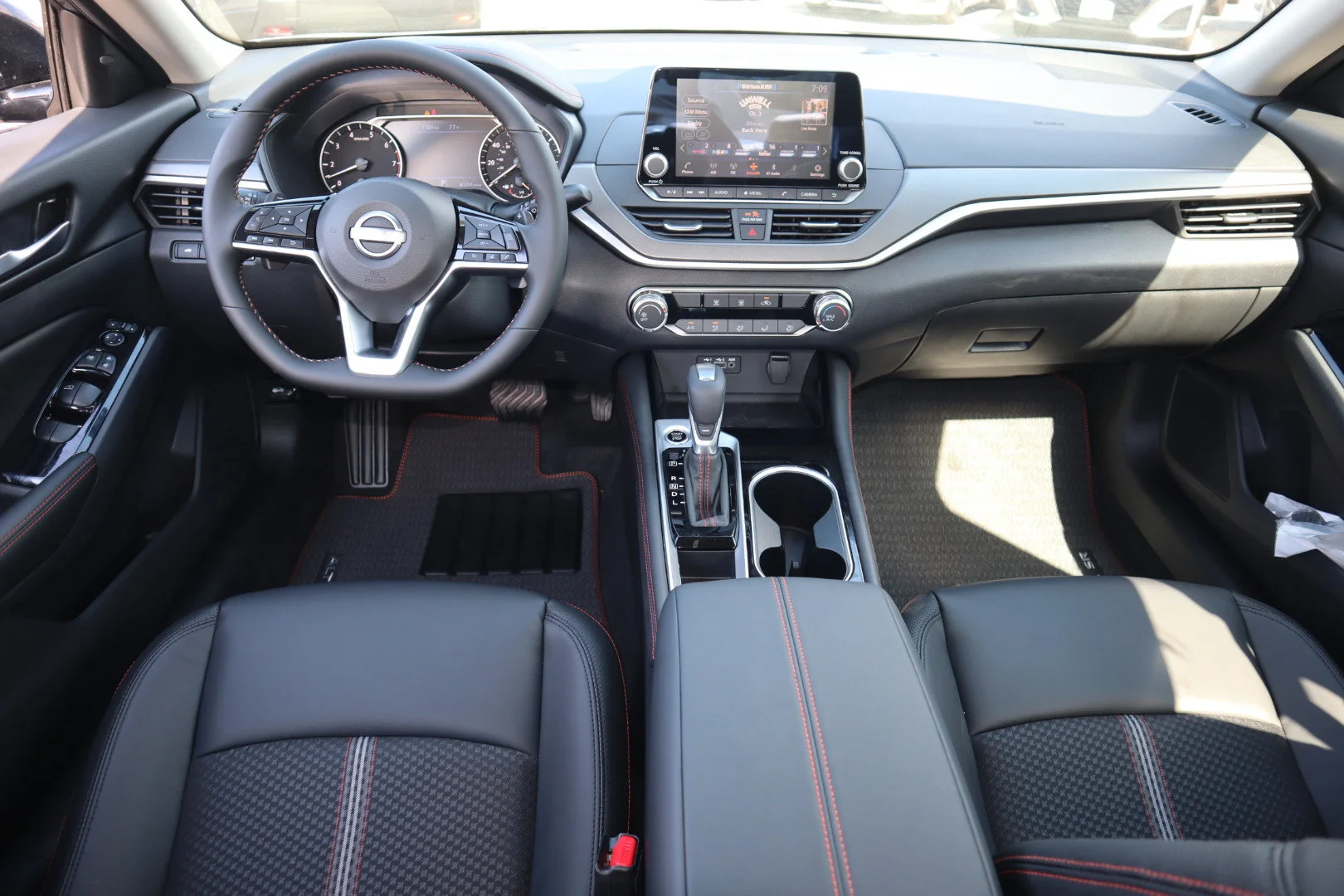 New 2025 Super Black Nissan SR image 11