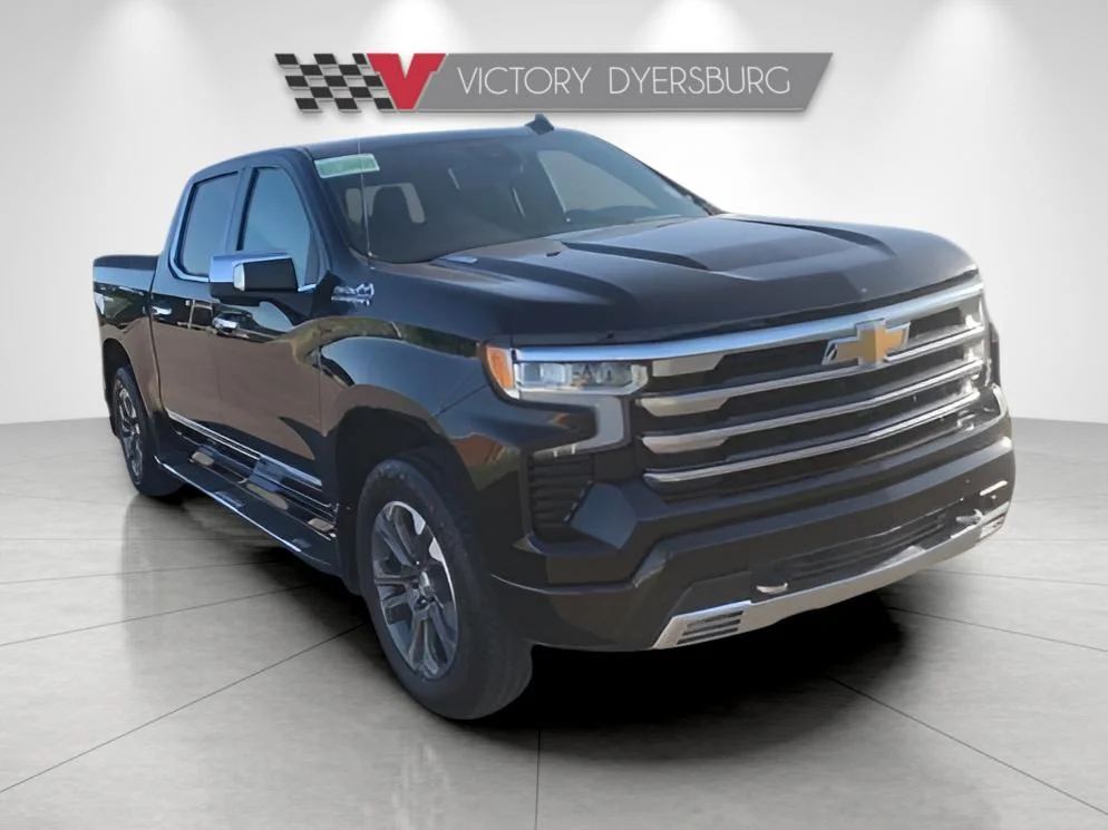 Used 2023 Black Chevrolet High Country image 2