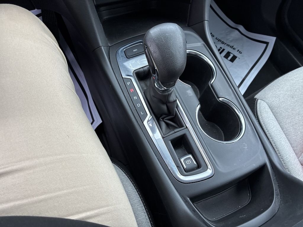 Used 2024 Gray Chevrolet LT image 18