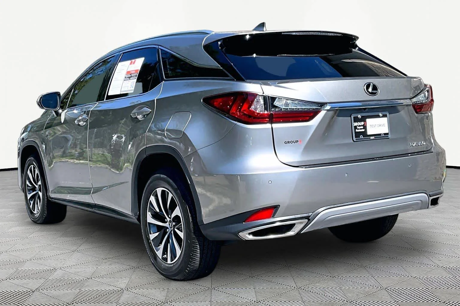 Used 2020 Atomic Silver Lexus  image 23