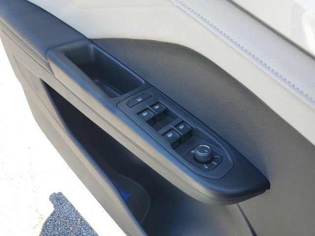 New 2026 White Volkswagen 1.5T SEL image 36
