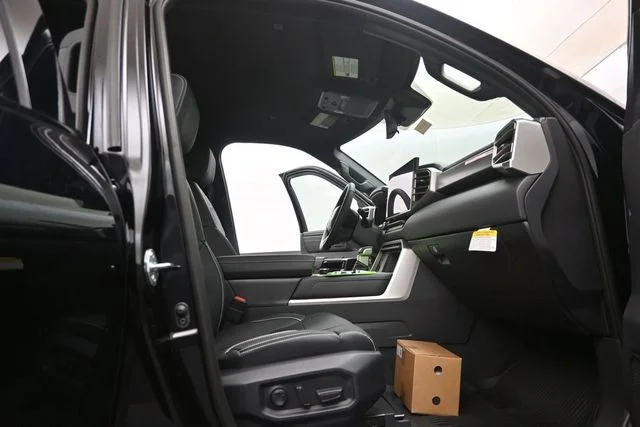 2026 Toyota Tundra Limited - Photo 14