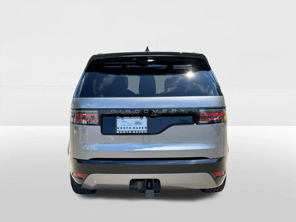 Certified Used 2025 Gray Land Rover Dynamic SE image 3