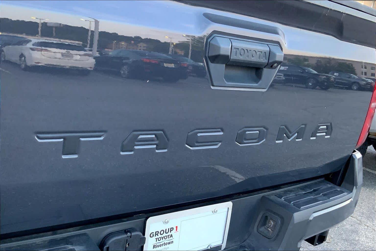 Used 2024 Underground Toyota SR5 image 28