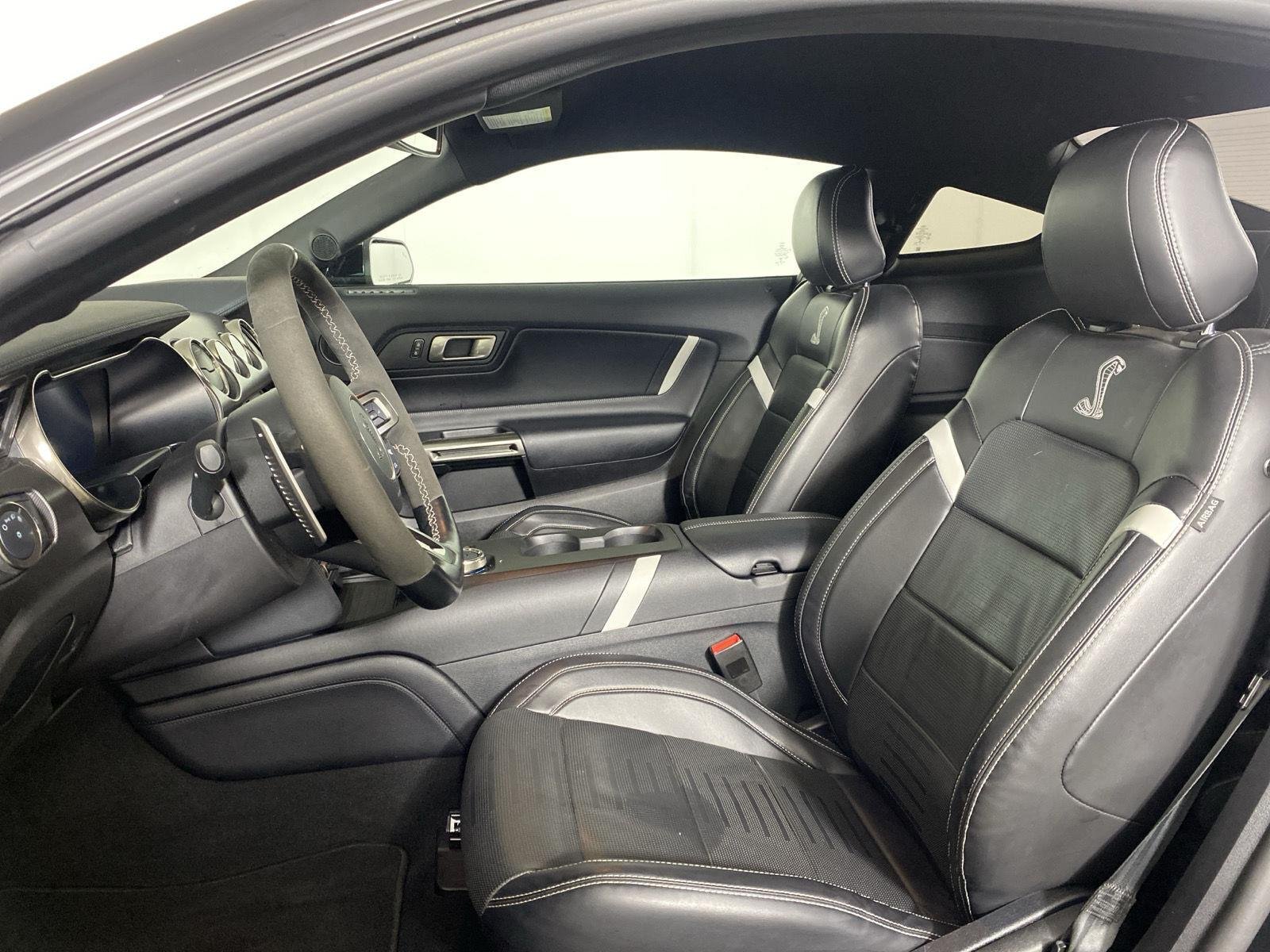 Used 2021 Shadow Black Ford  image 13