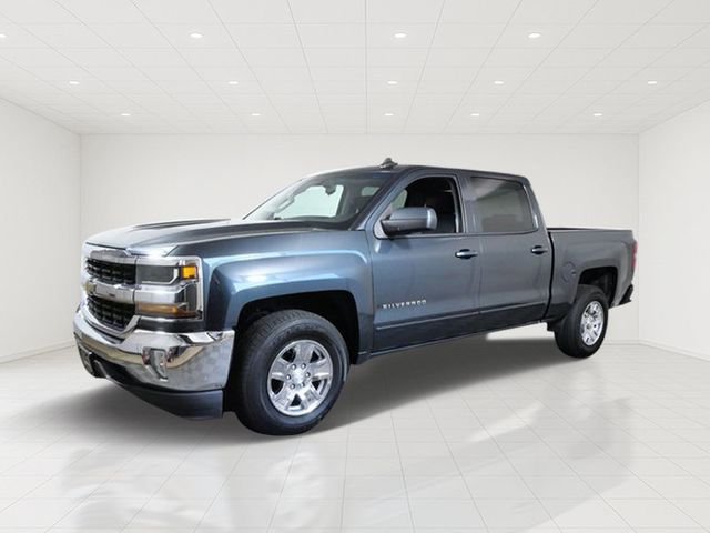 Used 2018 Gray Chevrolet LT image 3