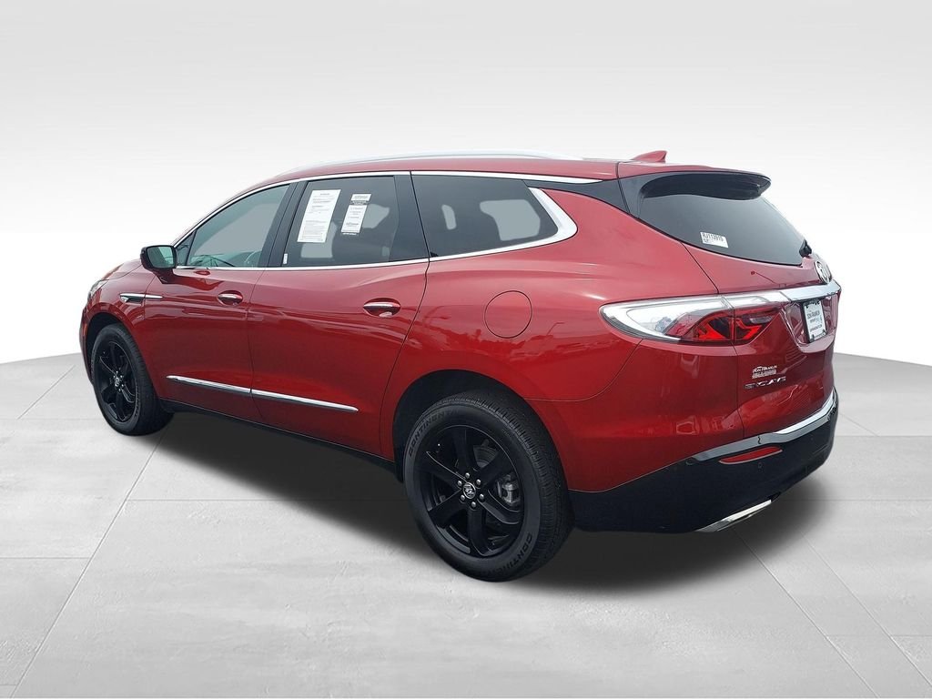 Used 2024 Red Buick Essence image 3