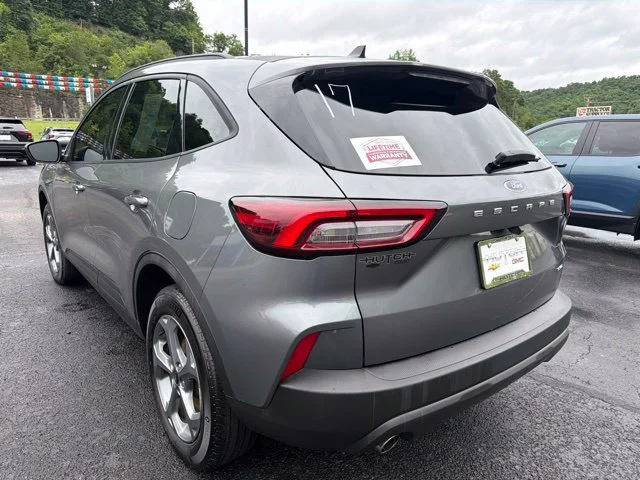 Used 2025 Gray Ford ST-Line image 4