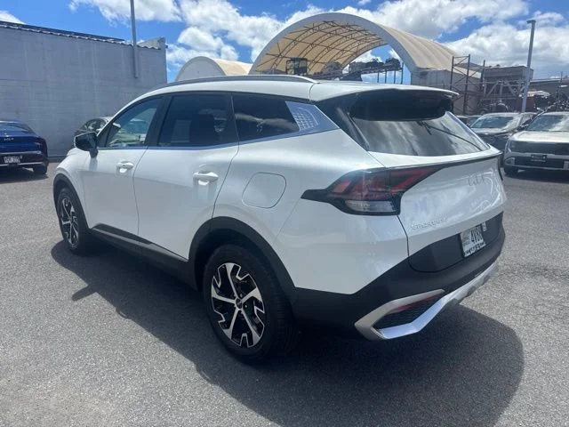 Used 2024 White Kia EX image 3
