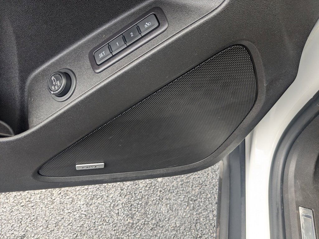 Used 2018 Summit White Chevrolet Premier image 14