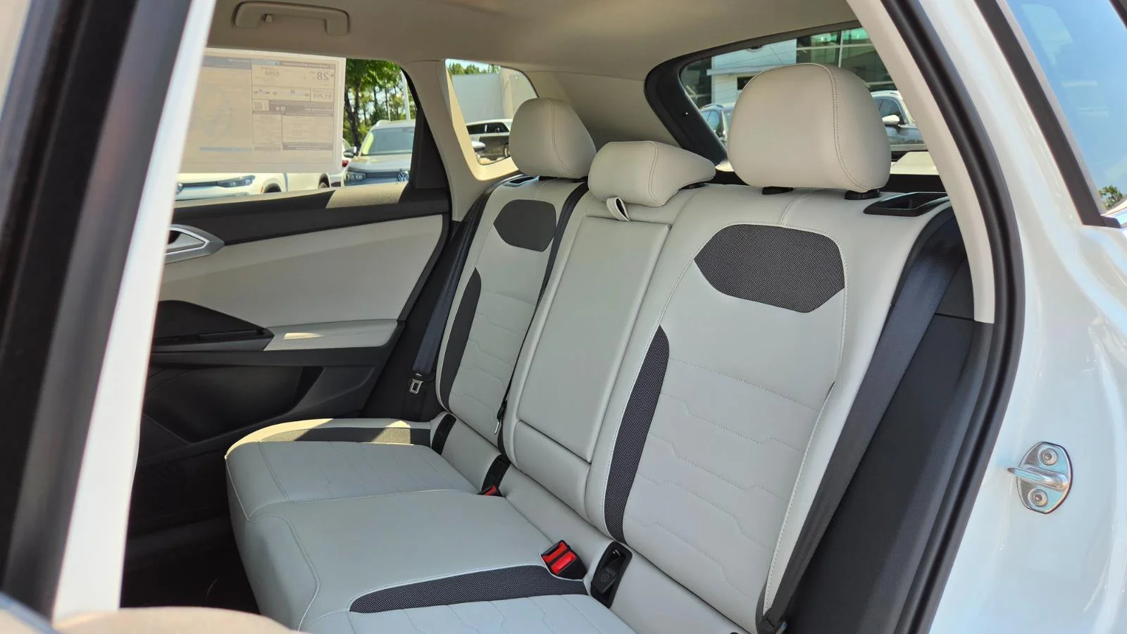 New 2026 Pure White Volkswagen SE image 48