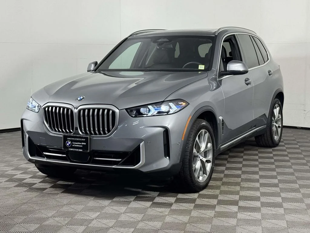 Used 2026 Gray BMW xDrive40i image 7