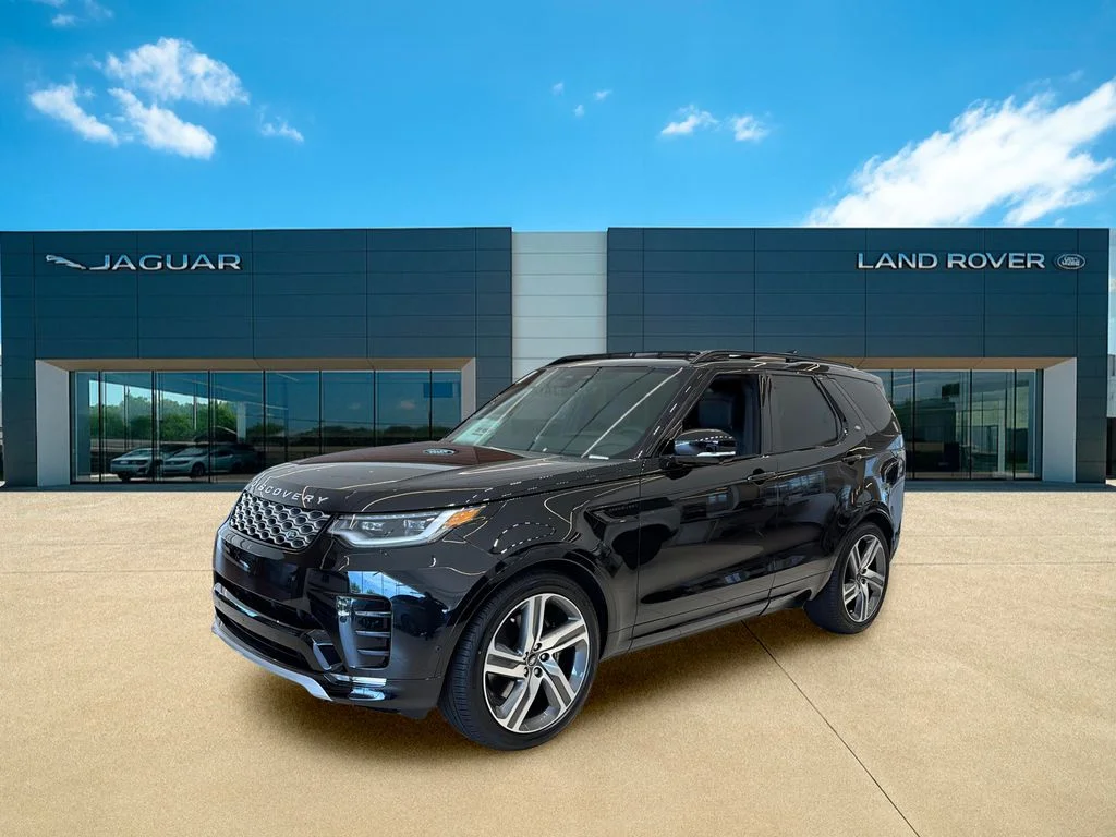 Used 2025 Santorini Black Metallic Land Rover Metropolitan Edition image 1