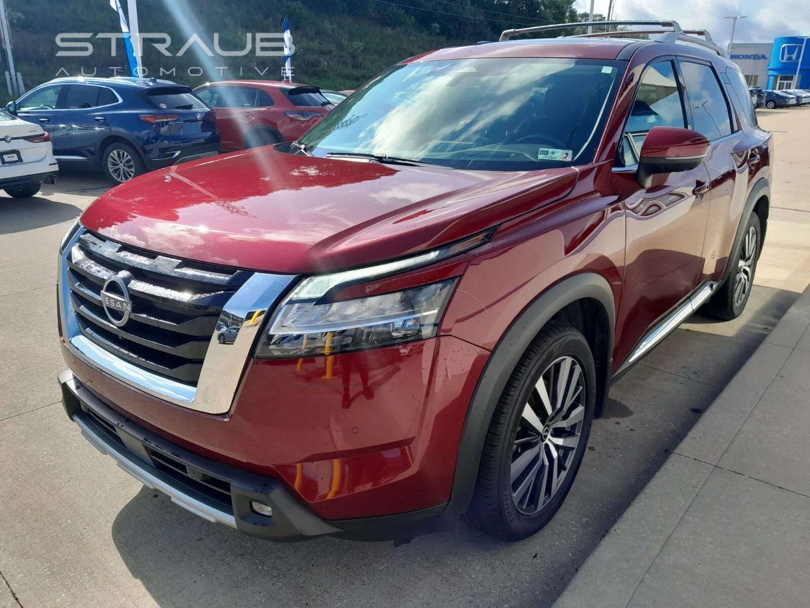 Used 2022 Scarlet Ember Tintcoat Nissan Platinum image 5