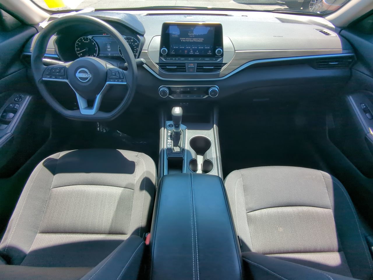 2025 Nissan Altima SV - Photo 12