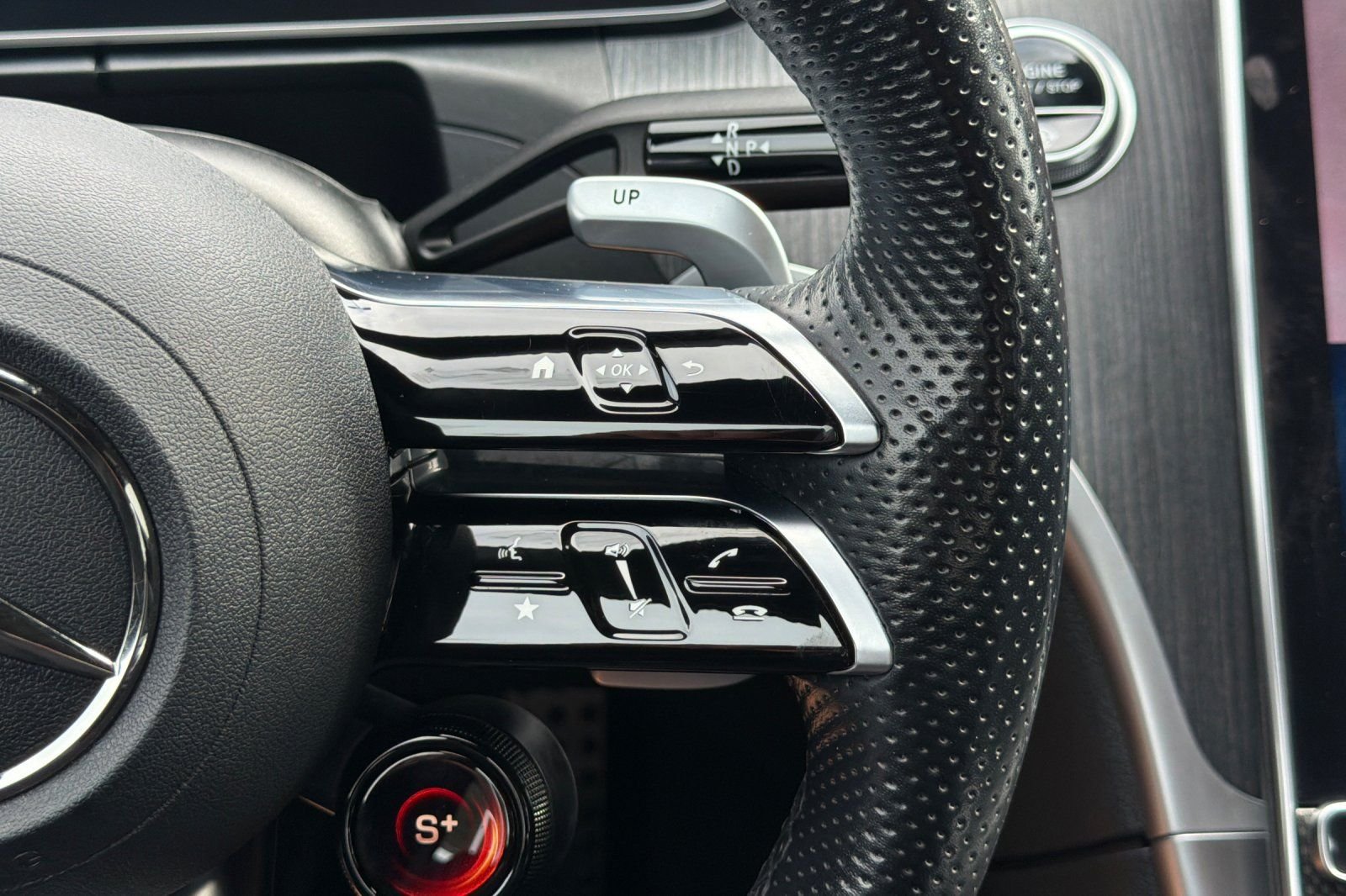 Certified Used 2023 Gray Mercedes-Benz C 43 AMG® image 28