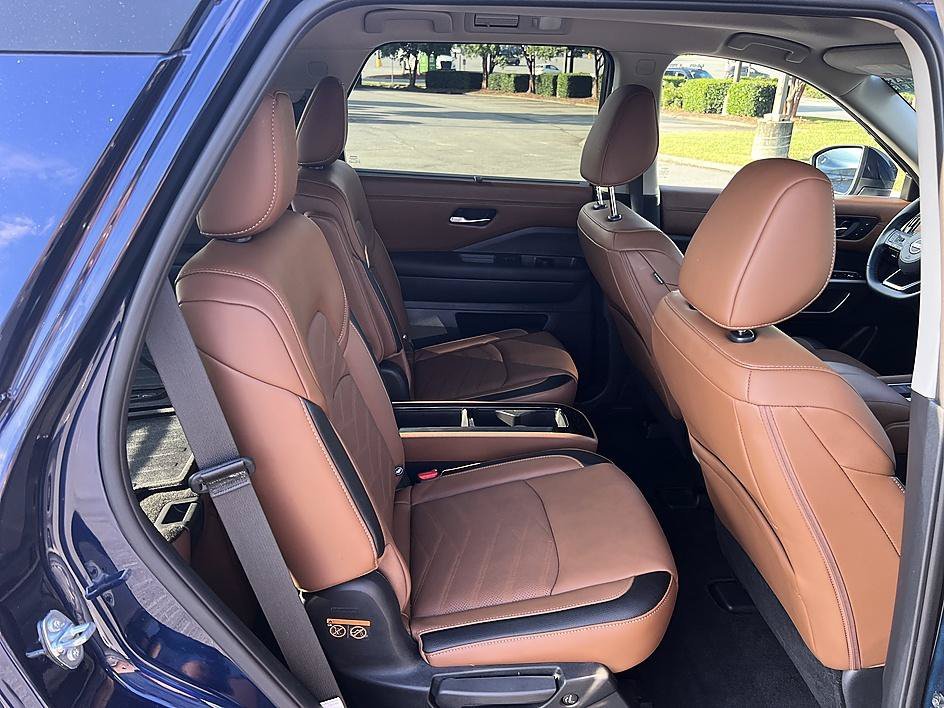 Used 2025 Deep Ocean Blue Pearl Nissan Platinum image 16