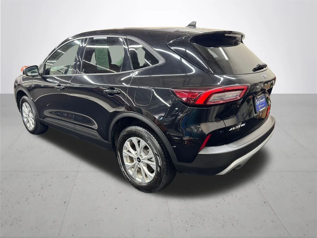 Used 2025 Black Ford Active image 4