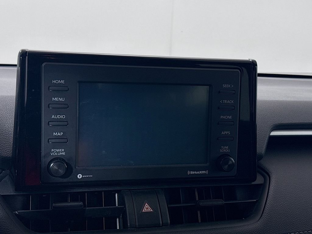Used 2020 Super White Toyota Hybrid LE image 13