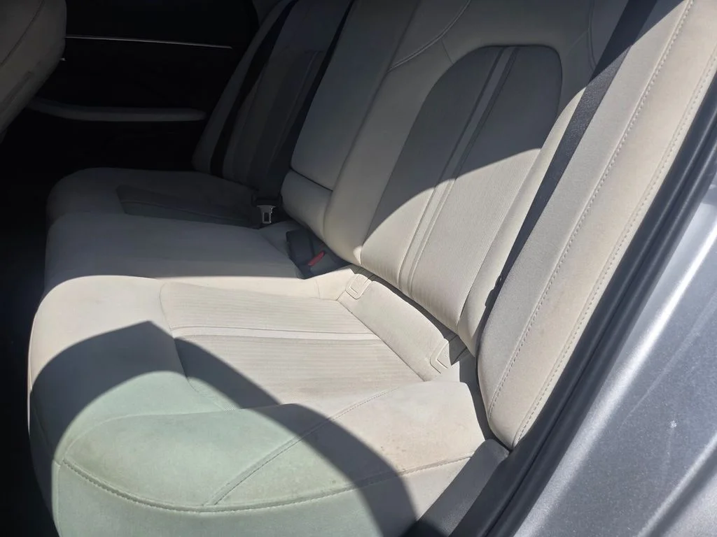 Used 2025 Silver Hyundai SEL image 22